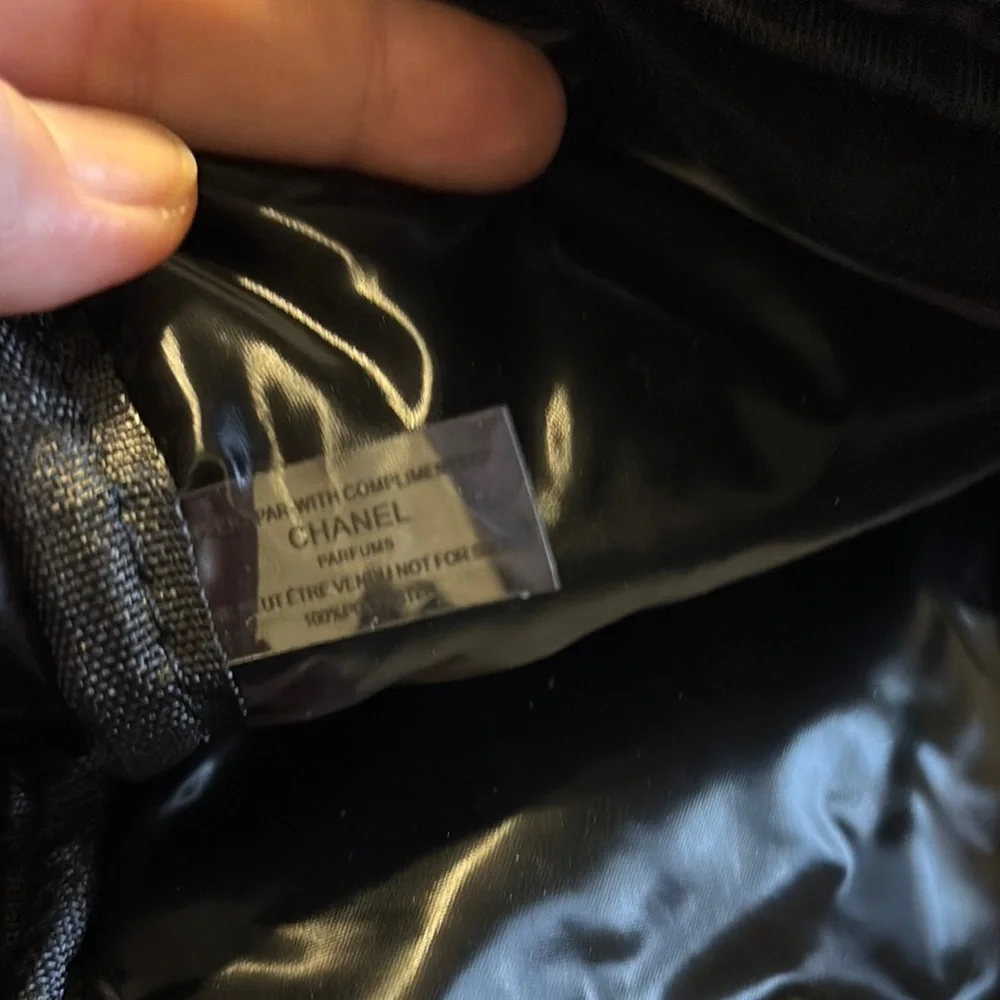 CHANEL Black Puff Cosmetic Bag w/Straps - Picture 7 of 8